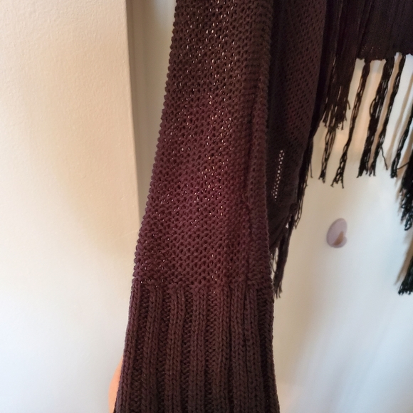 Selling Women's Black Long Sleeved Mesh Shawl With Tassles - Picture 6 of 10